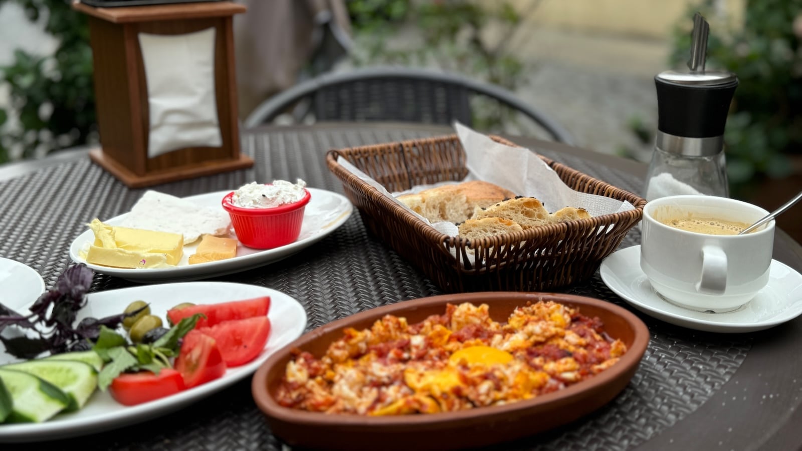 Azeri breakfast with freshly brewed coffee.