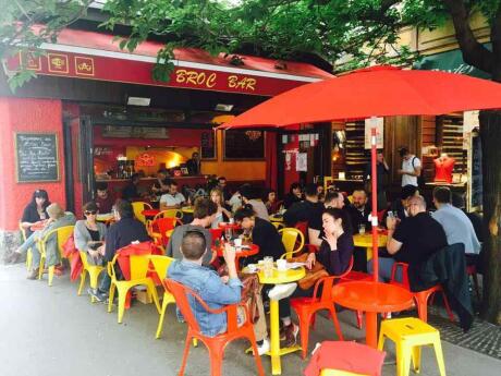 Le Broc Bar is one of our favourite cafes in Lyon with a fabulous outdoor terrace