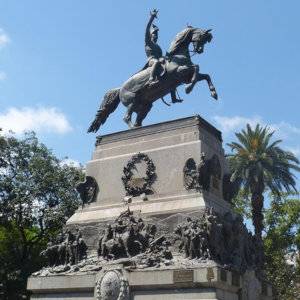 Explore the city of Córdoba on a tour of the major landmarks.