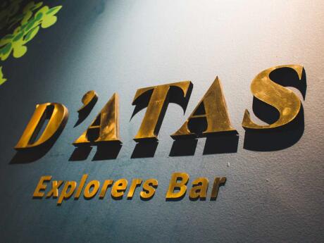 D;atas explorer bar where the best moments begin here