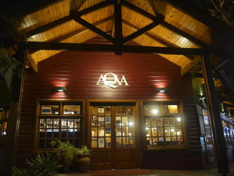 Gourmet restaurant Aqva in Puerto Iguazú.