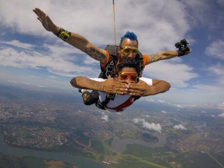 Have an unforgettable experience tandem sky-diving over the Three Frontiers near Foz do Iguacu, Brazil.