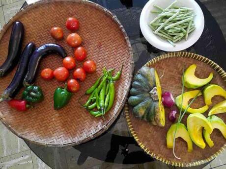 Learn to cook delicious Filipino cuisine in a local class while you're in Manila