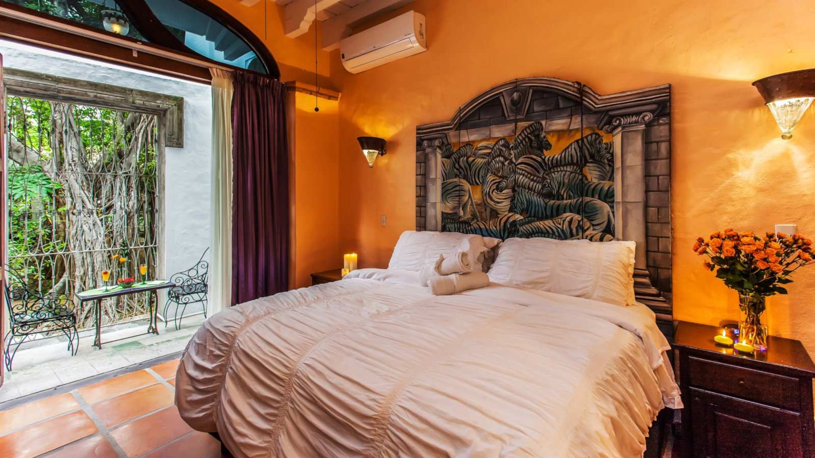 Gay Puerto Vallarta - for true romance stay at the stunning Garlands del Rio boutique hotel.