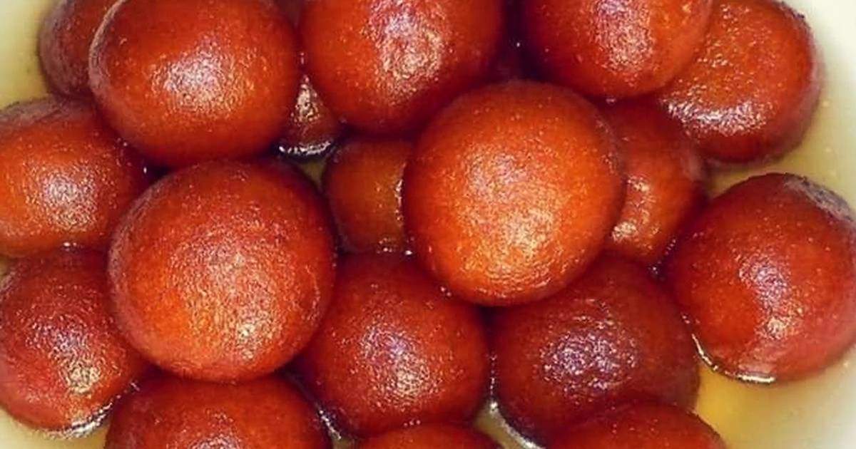 Travellers to India definitely need to try Gulab Jamun, Manvendra's favourite food