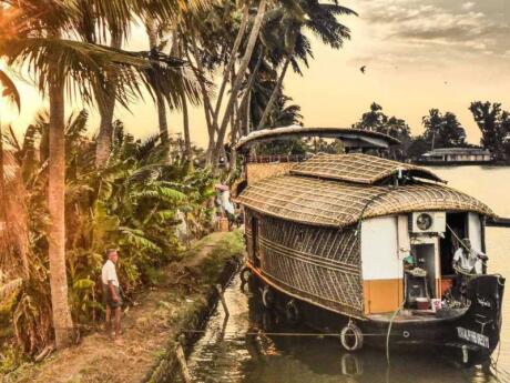 For a truly authentic experience, you can stay on a traditional Indian houseboat and cruise the backwaters of Kerala