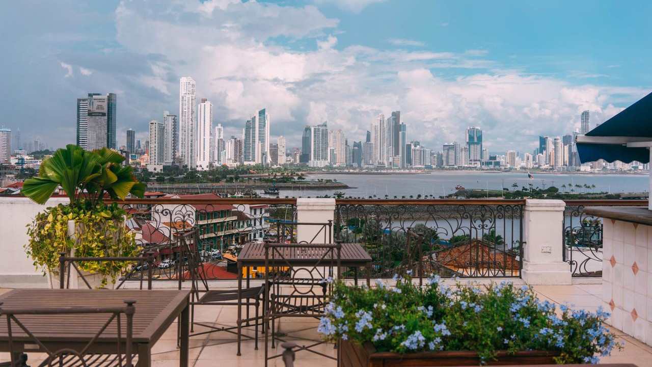 Las Clementinas is a gay friendly boutique hotel in Panama city Casco Viejo