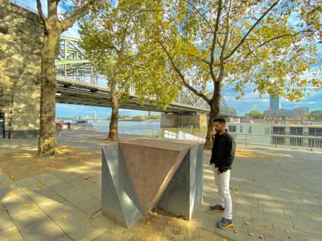 Gay travellers to Cologne won't want to miss paying tribute to the LGBTQ people who lost their lives during the Holocaust and can do so at the memorial beside the Hohenzollern Bridge