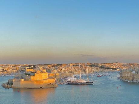 Gay travel to Malta - join a tour to explore the historic Three Cities and visit a Maltese winery for some tasting!