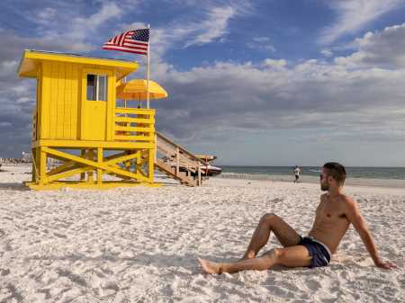 Everuthing you need to know about gay travel to USA